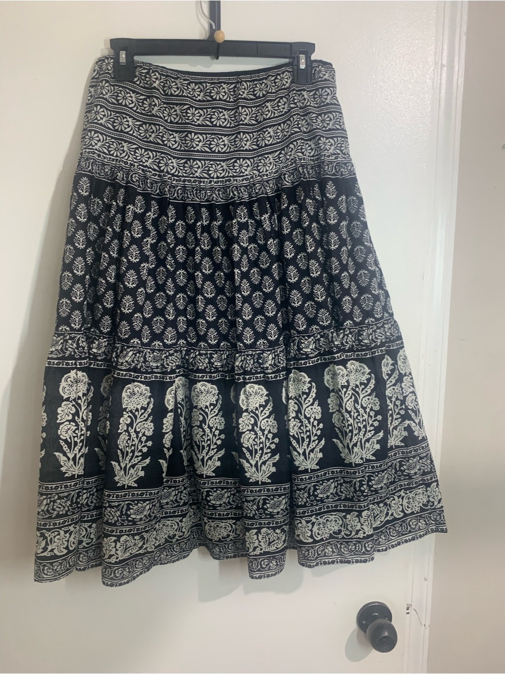 Ralph Lauren - Black and White Printed Tiered Midi Skirt